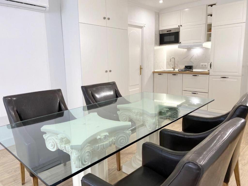Abal Apartments - Central Market Аликанте Экстерьер фото